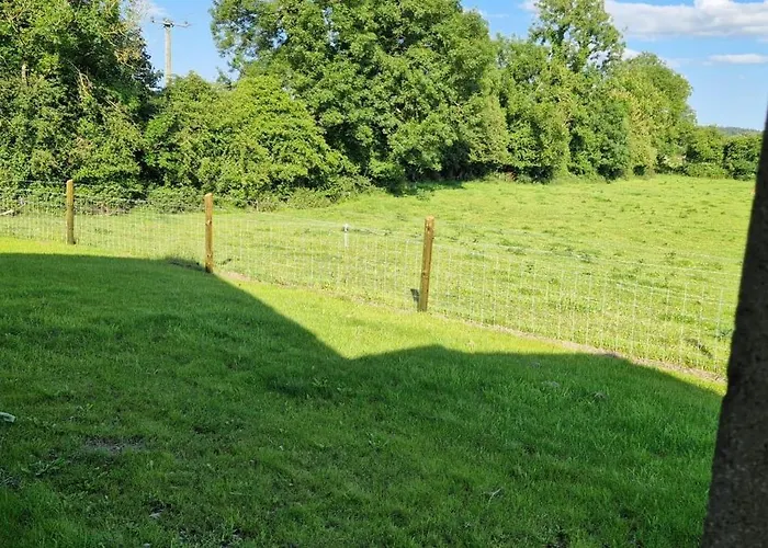 Semesterbostad House - Sleeps 10 - Parking - 40 Mins To Dublin *